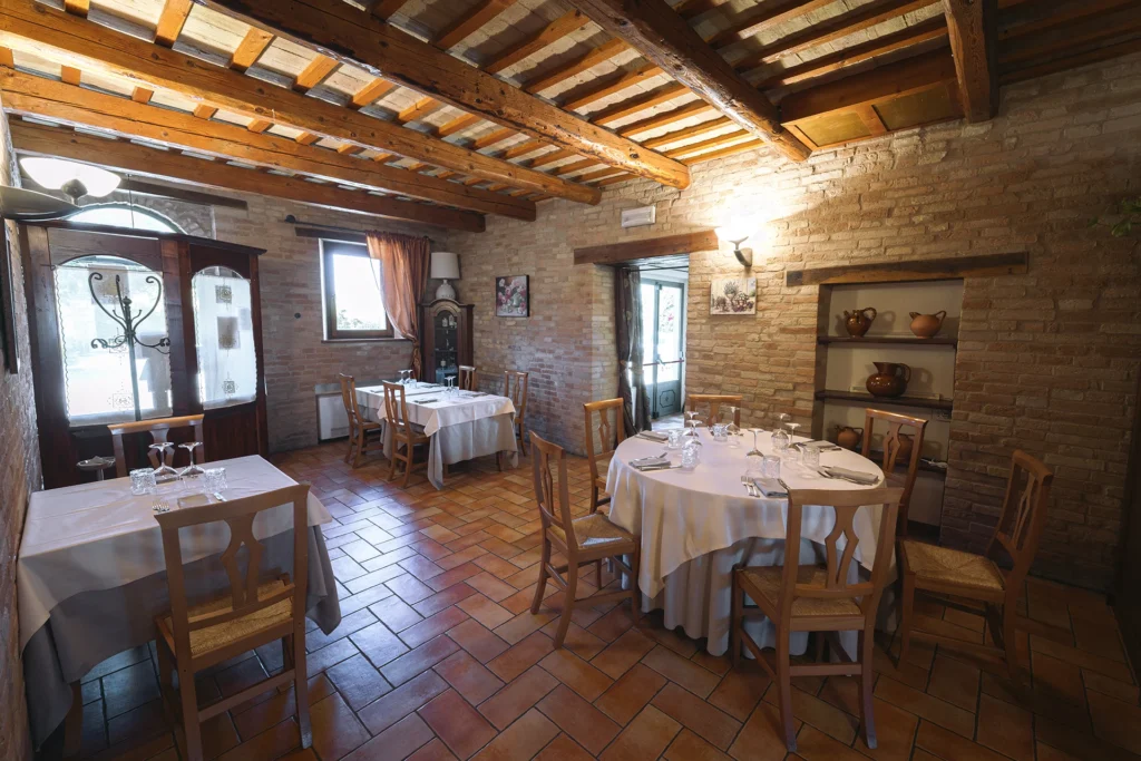 ristorante_sala_uno_interno